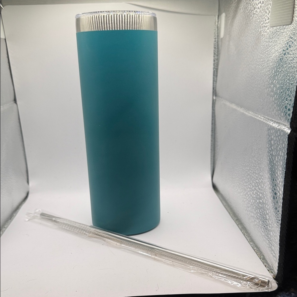 Matte Teal 20” Stainless Steel Tumbler with Lid and straw/cleaning brush